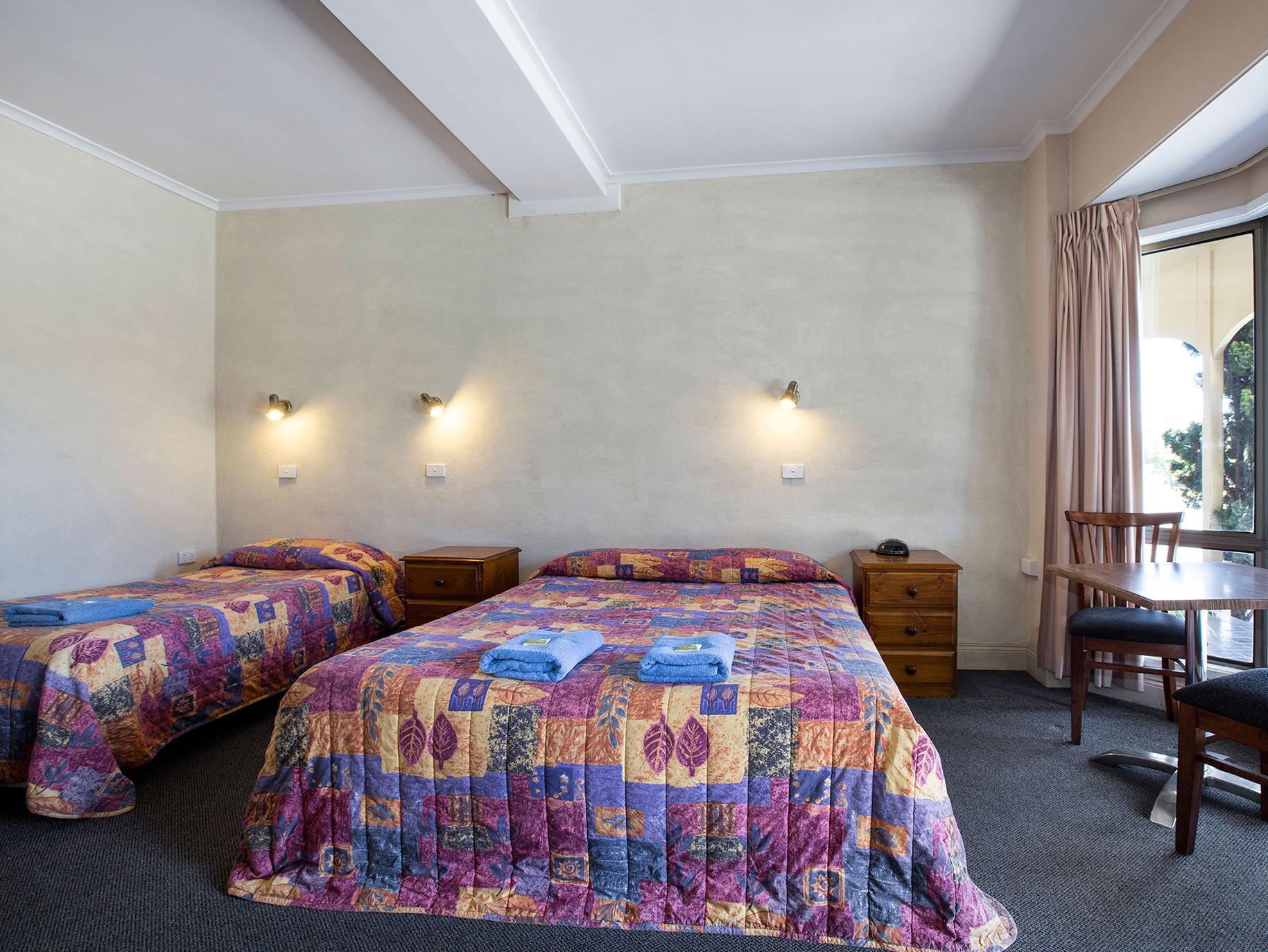 Boomerang Hotel Lavington Екстер'єр фото